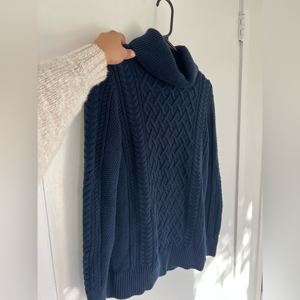 Banana Republic Navy Cable Turtle Neck